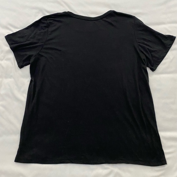 Woman’s Halloween Black Short Sleeve T-Shirt  “BOO”.  Size XXXL (22) - Picture 7 of 7